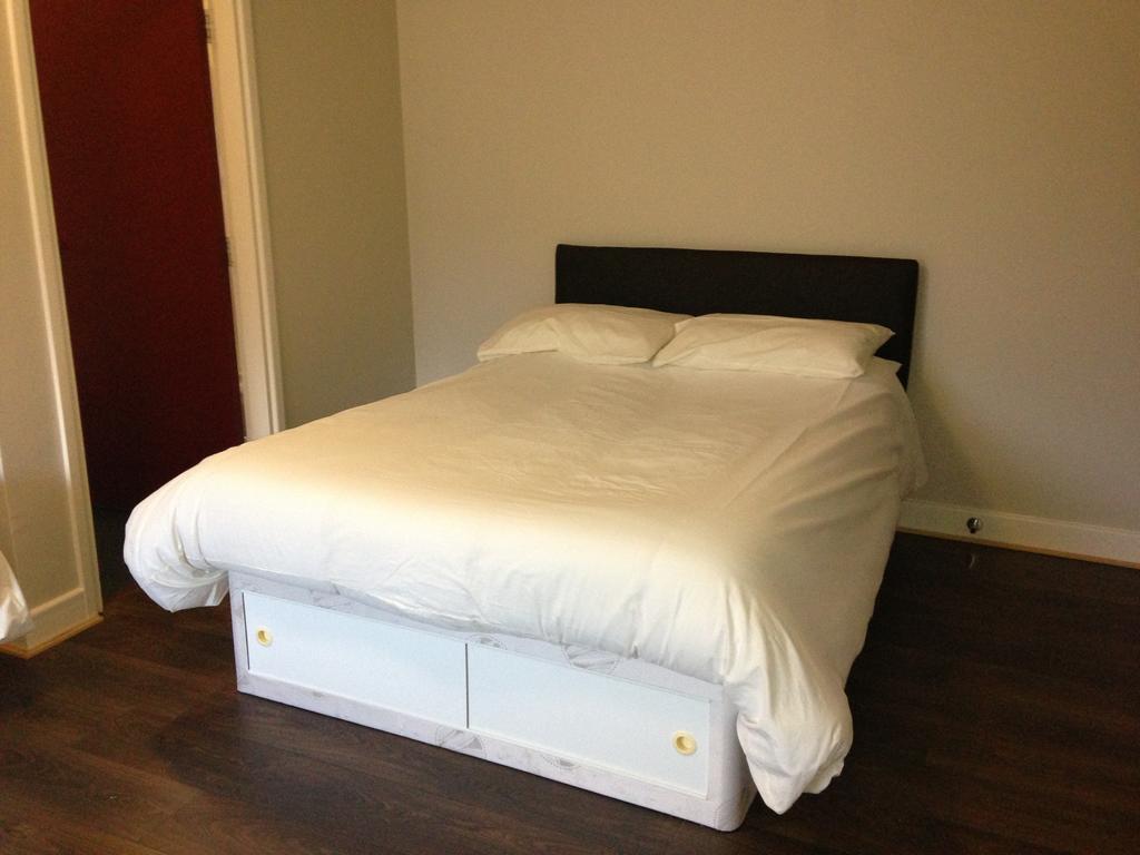 The Norfolk Arms, Chapeltown Hotel Sheffield Bilik gambar