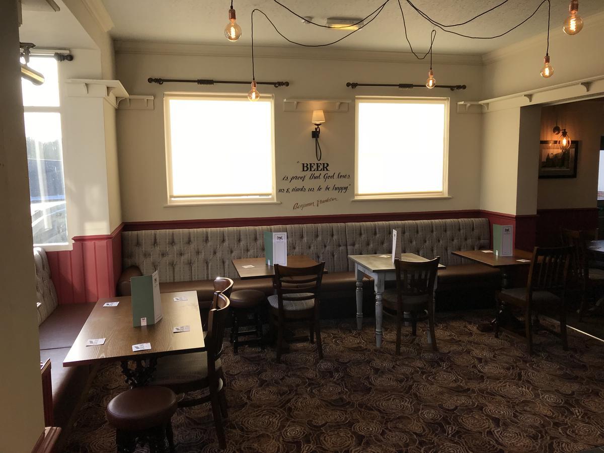 The Norfolk Arms, Chapeltown Hotel Sheffield Luaran gambar